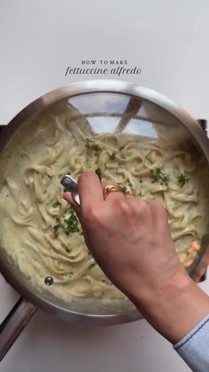 Reel Tutoriel visuel sans voix : HOW TO MAKE fettuccine alfredo